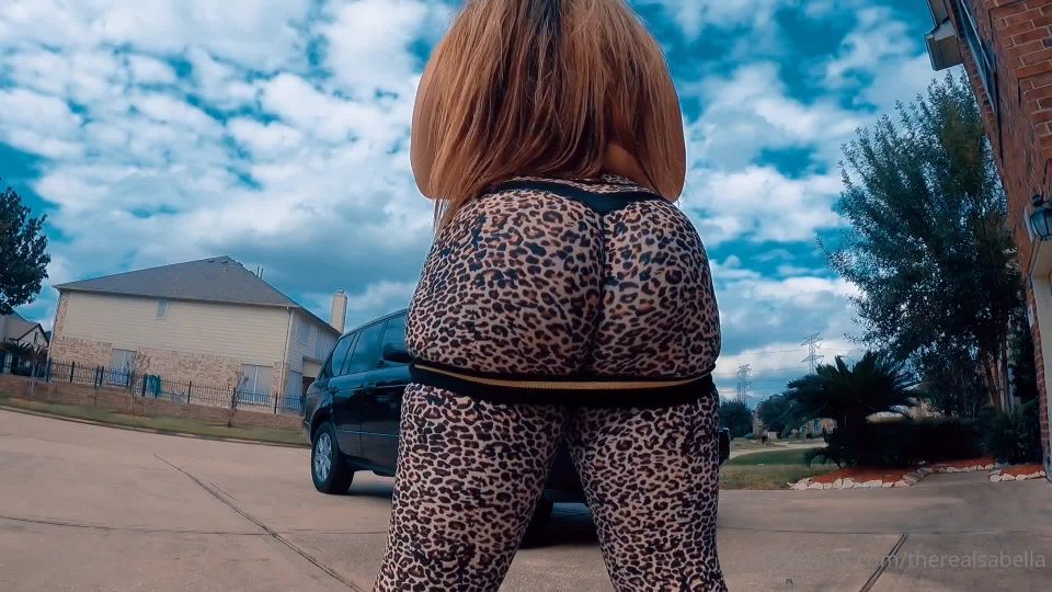 Bella Mkay - therealsabella () Therealsabella - enjoying the view while i burn some calories tone this pantless video 27-10-2020