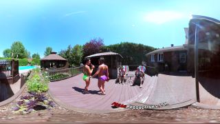 SHAKE THE SNAKE  VR OUTDOOR FOURSOME WITH THE LANE SISTERS