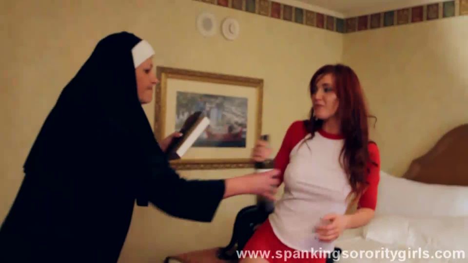 Chicas de SpankingHardVZ040.