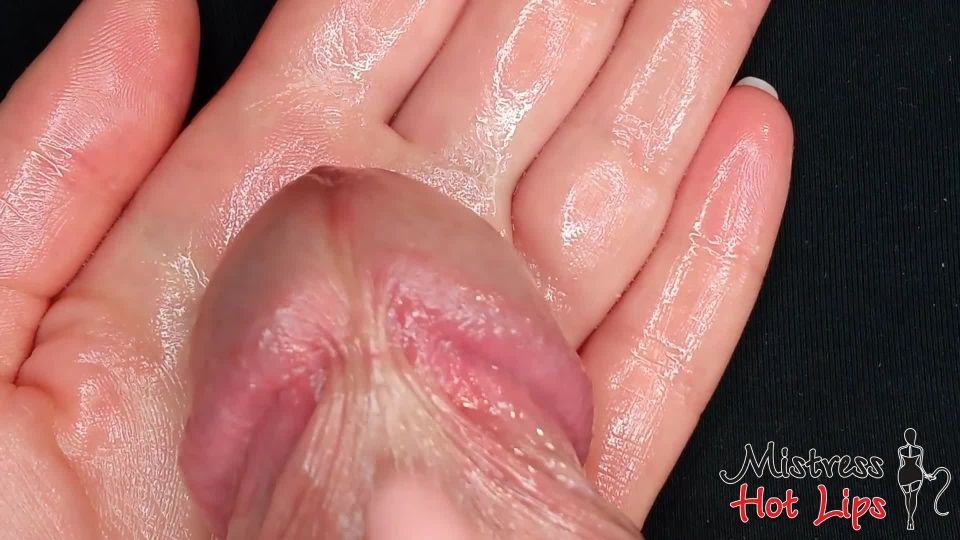 Close-up oil frenulum rubbing from Mistress Hot Lips. Rui...