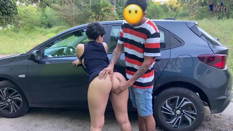 Hot Ass Fucks With Uber In Abandoned Place, She Said It Was Hurting 1080p