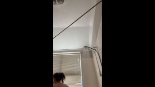 Sarah Henderson (brunnettebaby) PPV Cumming En La Ducha Onlyfans (Pornstar)