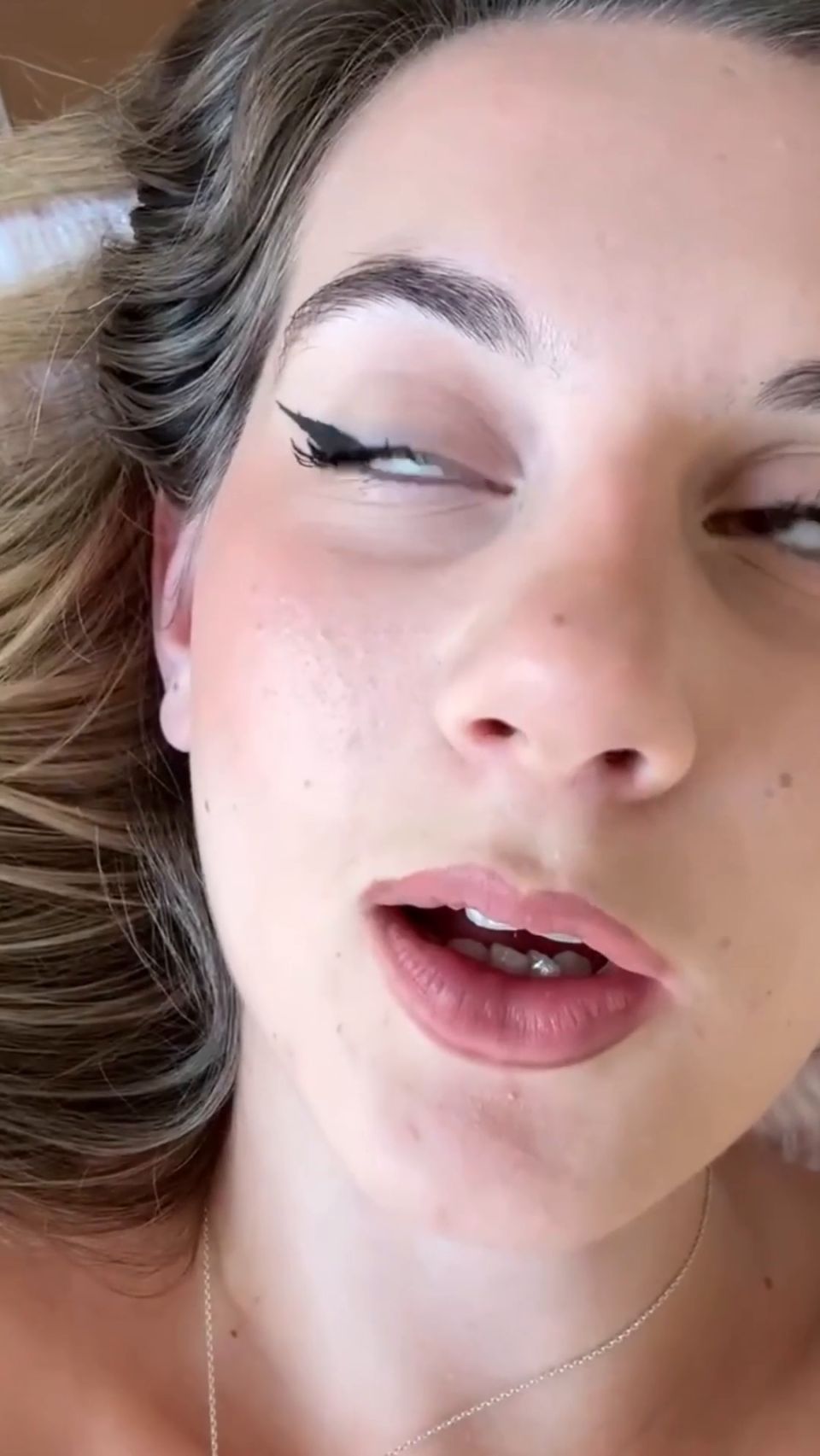 Laura Sommaruga - Dildo Riding 1080P - Onlyfans