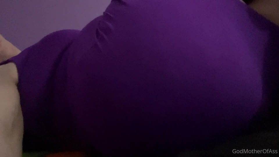 Godmotherofass () - laying on my side farting in my purple spandex dress all day im such a gassy gir 27-03-2021