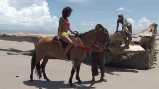 Brazilian Model Tourist Gets Double Penetrated On Beach