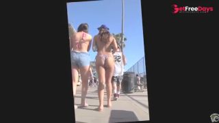 [GetFreeDays.com] Following her irresistible ass through the streets Sex Video November 2022