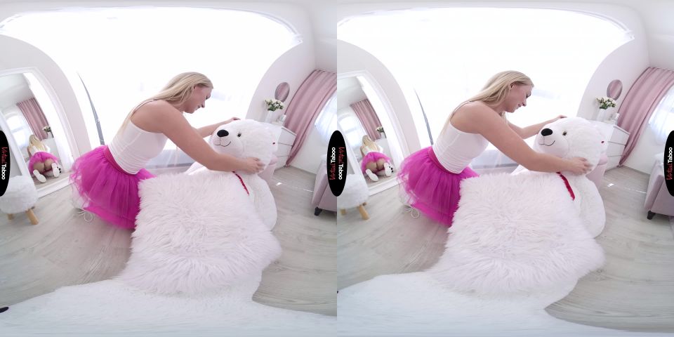 Jenny Wild - Secret Affair With My Teddy Bear - VirtualTaboo (UltraHD 2K 2020)