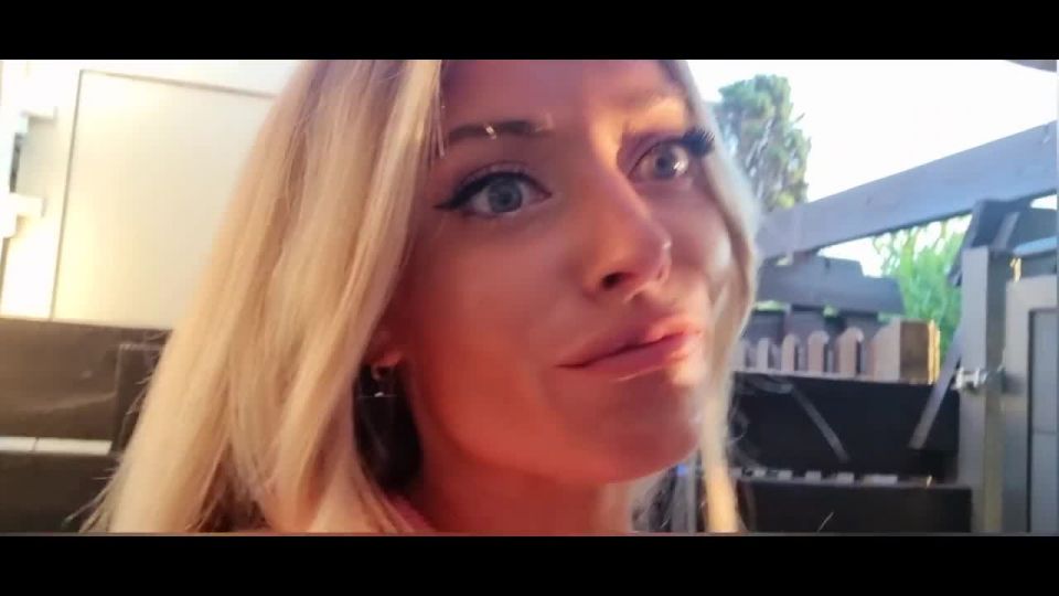 Marie Bombshell 4 french milf blonde blowbang group blowjob - Teen