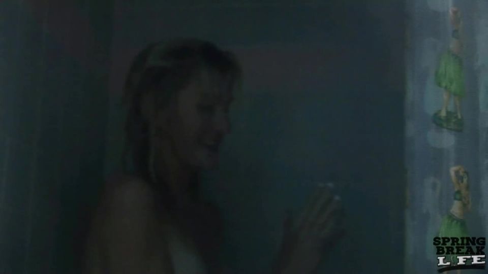 Skinny Blonde Shower and Naked Sunset Public!