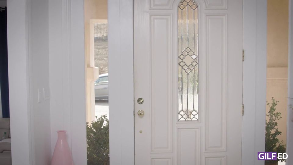 Gracias 2025: Fiesta de fantasía de la orgía de Gilf y la abuela