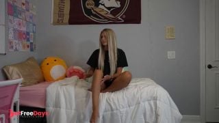 [GetFreeDays.com] 18 Year Old College Girl Gives Head on Her Roommates Bed Adult Clip December 2022