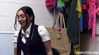 Latina girls porn Madison Wilde Shoplyfter – Madison Wilde: The New Me Thief
