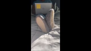 fetish Sassy Toes Sassy Toes aka sassytoesforyou - 12-16-2024 OnlyFans Video - Its a cozy wfh day, and Im lounging in my new slippers, feeling so comfortable while video