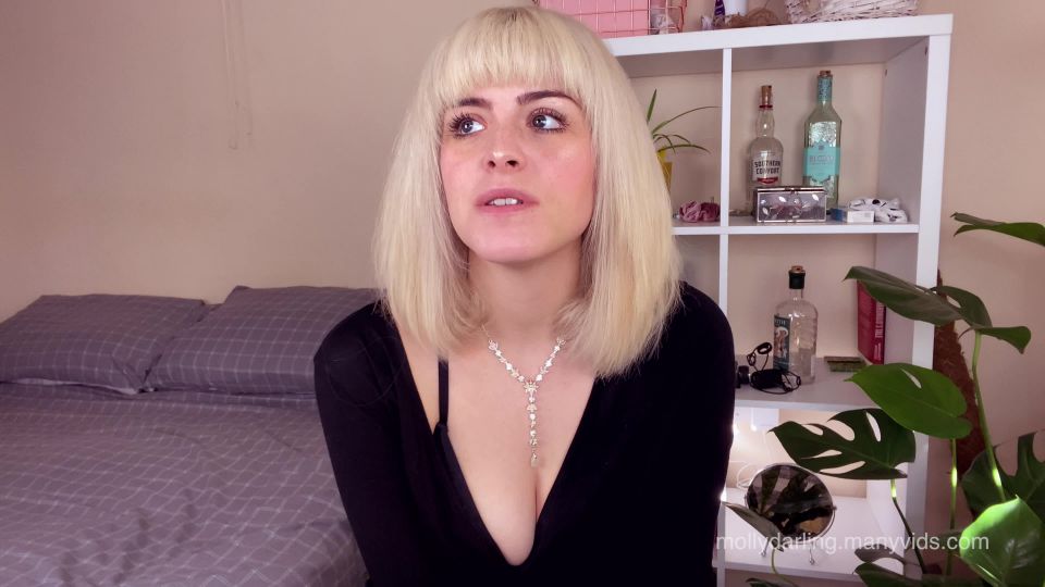 adult clip 9 Molly Darling – Mommy Loves You on virtual reality haircut fetish porn