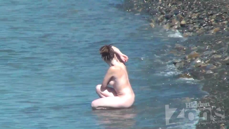 Online tube Voyeur nudism – Nudist beach is the most interesting place for 3291