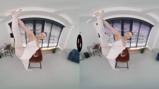 My Super Skills - Gear VR 60 Fps - Young girl