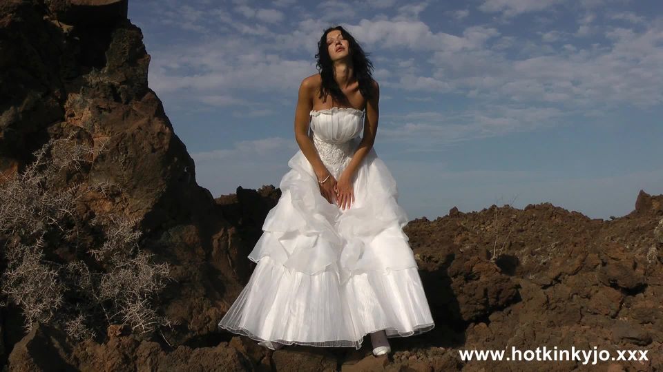 adult video clip 41 Anal Fisting Bride At Rocks - 19.01.2015 - outdoor - toys fbb femdom