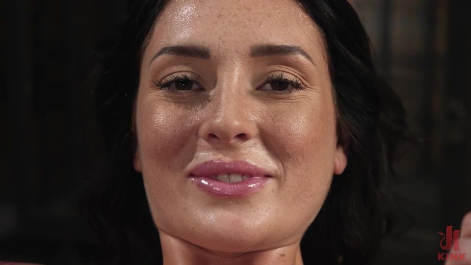 Charlotte Sins - La Santísima Trinidad - Sibian, Anal, y Bondage!! - FuckingMáquinas, Kink (FullHD 2024) Nuevo Porno