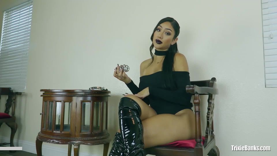 online xxx video 33 condom fetish Trixie Banks – Goth Girl Gotcha, gothic on fetish porn