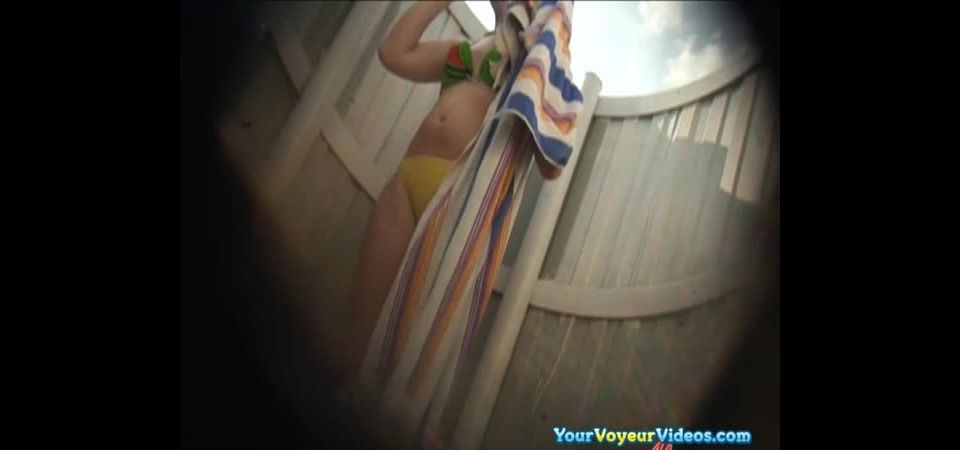 Teen caught in beach cabin drying Nudism!