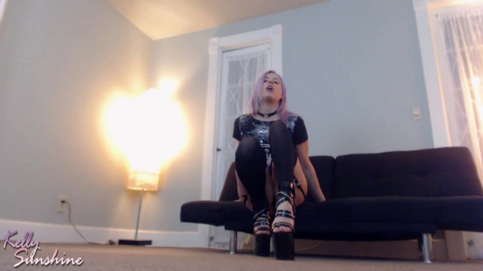 online adult video 9 Kelly Sunshine - Ball Crushing Heels on femdom porn fetish diva