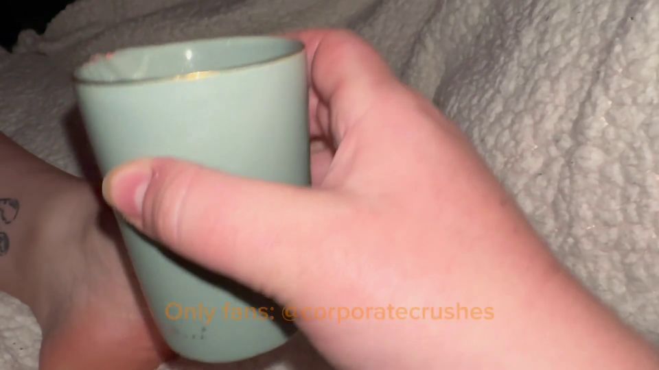 [GetFreeDays.com] REAL LESBIAN Foot Massage Turns To Pussy Massage bbw feet