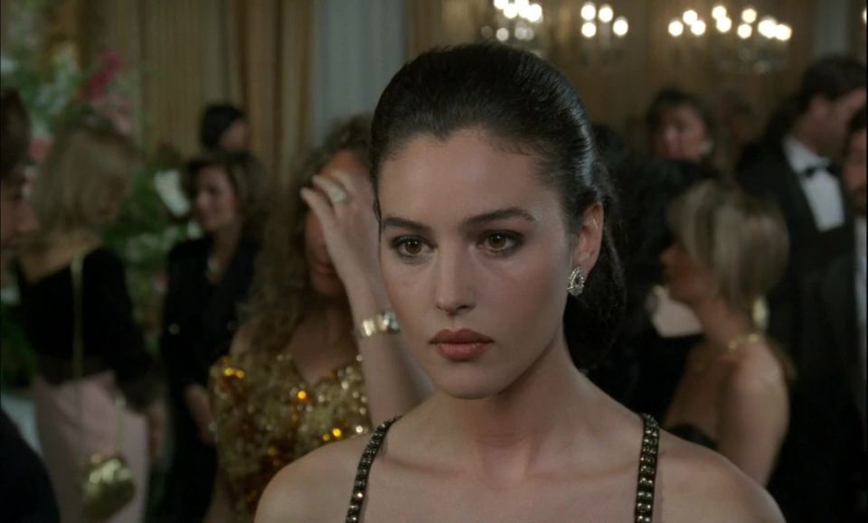 Monica Bellucci - La riffa (1991) HD 1080p - (Celebrity porn)