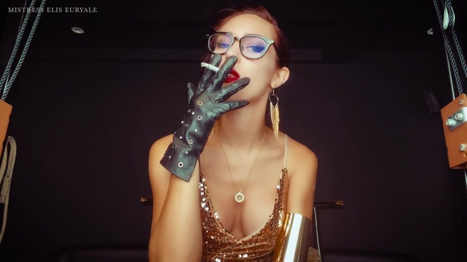 video en línea adulto 19 mocoso femdom fumar  Elis Euryale – Primer paso a Findom  dominación financiera