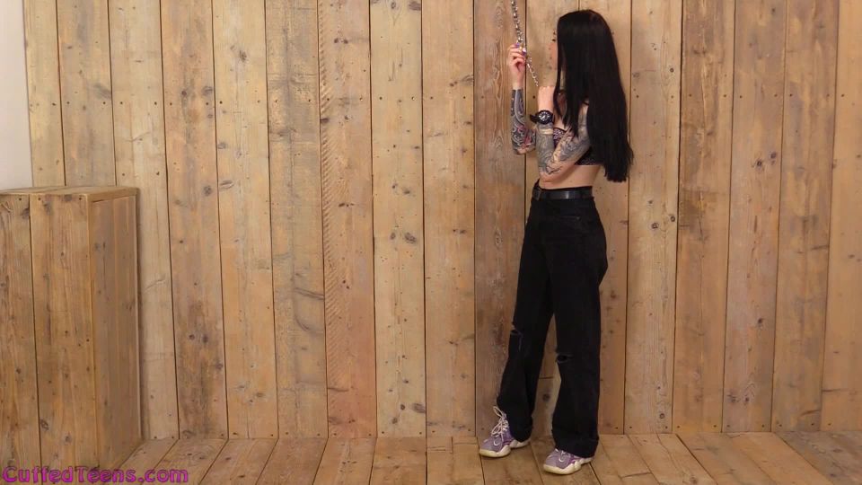 gratis porno clip 21 Vivian Wood cuello esposado durante el desnudismo - Custed Teens - bondage - bdsm porno coreano gay sexo bdsm