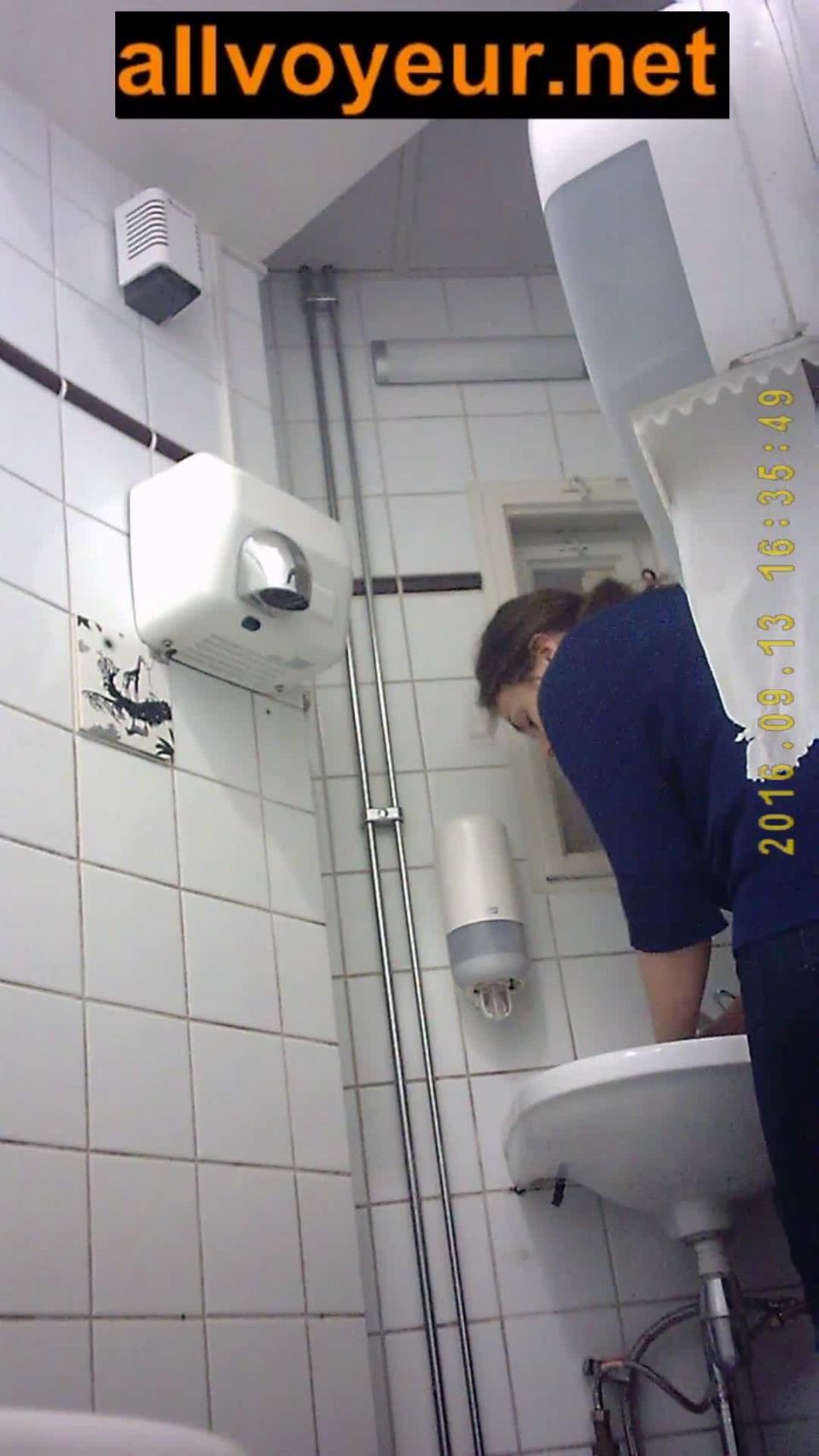  voyeur | Voyeur in Public Toilet – Student restroom 88 | voyeur