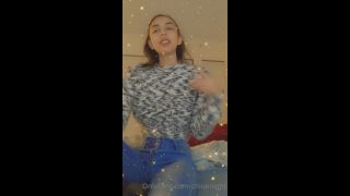 Chloe Night () Updating you video