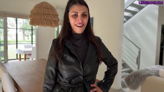  Solo Sexy Porn NicoleBelle – Defeating The Infamous Cat Burglar NicoleBelle