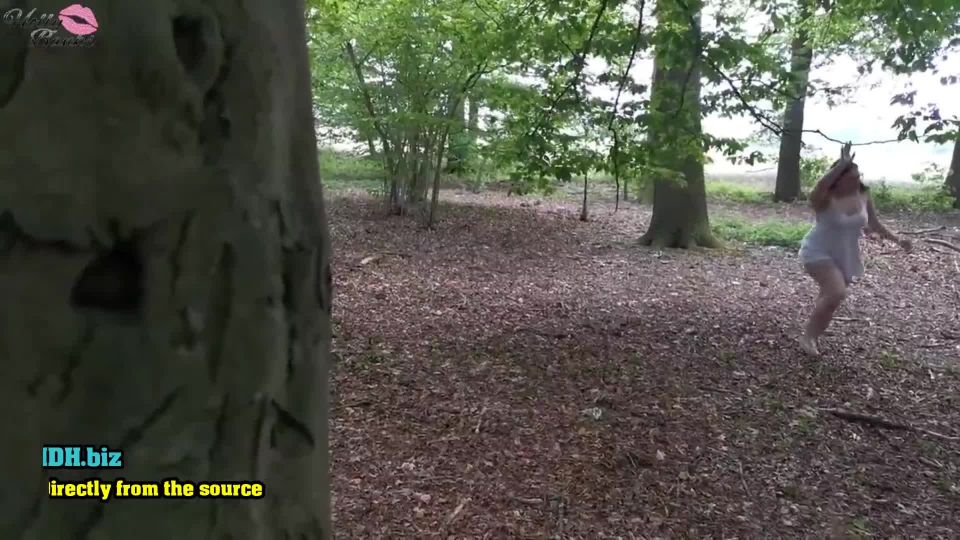 adult video clip 34 HollyBanks – Im Wald verlaufen – Rette mich und du darfst mich ficken on german porn hardcore porno porn