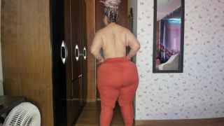 BBW Kristen Hill Shows Her Asshole  Spreading Wide
