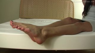 xxx clip 47 Hanias Sexy Bare Feet - femdom - lesbian girls mistress feet fetish