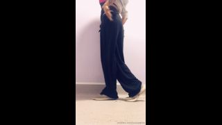 LouLou Petite Louloupetite - naughty lil video tease before my walk 01-06-2019