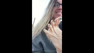 Hardcore porn Alice Rose aka alicerosequeenoftoes - 01-18-2023 OnlyFans Video - Its a bit cool outside so you are responsible for keeping my feet warm  I video Alice Rose