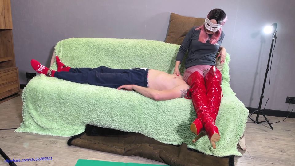 I Sit On The Slaves Face And Spit On Floor, Ill Make Him Lick My Drool 2 – Cruel Domination - Ass smothering