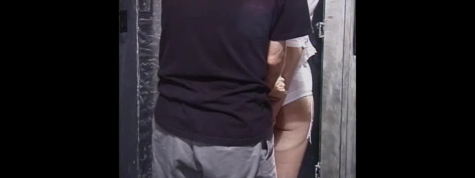 Im Buro Vom Teufel! (Los demonios Buero) Video Sexo Downloa...