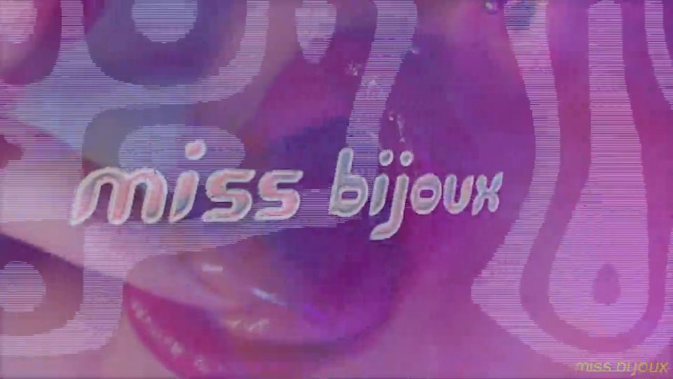 Mistress Bijoux - Kiss Kiss Sniff Audio Trance.