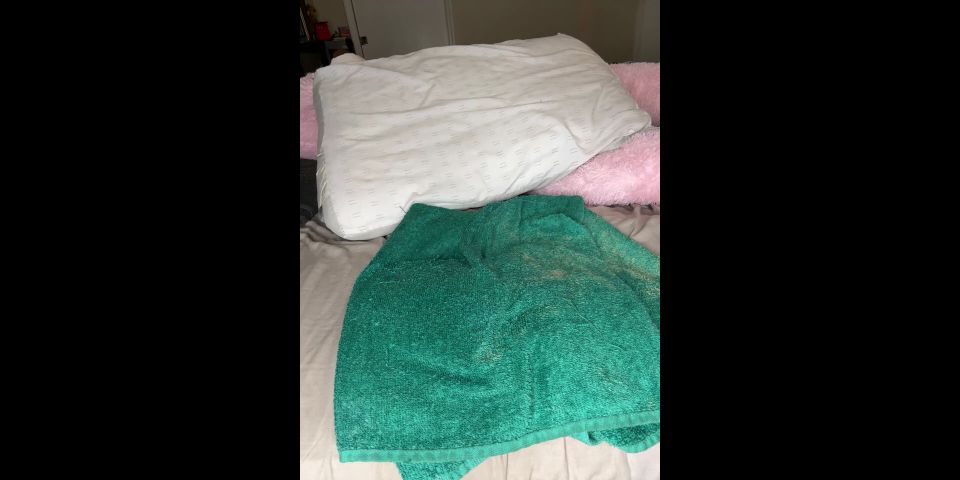  milf WoeAlexandra Stars In Steamy Milf Spanking Video WoeAlexandra