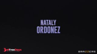 Watch Him Jog, Suck His Hog - Nataly Ordonez, Zane Walker