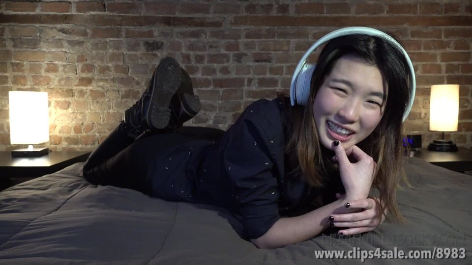 porn video 36 Dreamgirls in Your Face – Liu’s Feet in Your Face | joi | fetish porn femdom otk