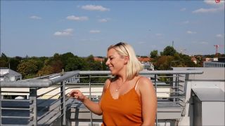 MyDirtyHobby presents LilliVanilli – Das Parkdeck einer oeffentlichen Mall(MILF porn)