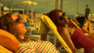 Coco Bolleboom, Phoebe Robinson, Gillian Jacobs - Ibiza (2018) HD 1080p - (Celebrity porn)