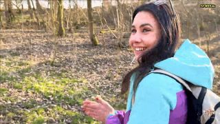 Jenny Stella - MEGA SQUIRT - DER FAMILIEN - BIO - BAUERNHOF - Wer darf mich ALLES fick... 1080P - Amateur