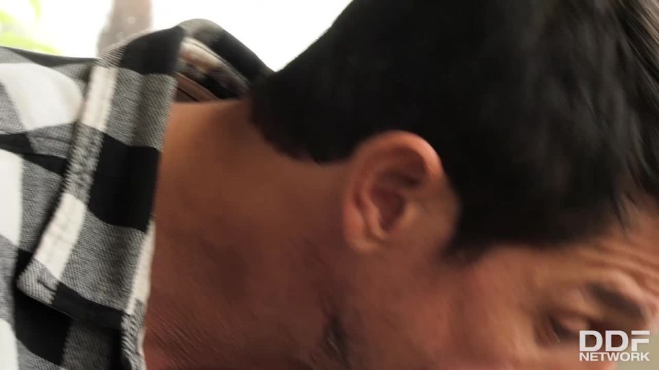 Curvy Sexo Diosa Craves Hardcore Bigass Anissa Kate