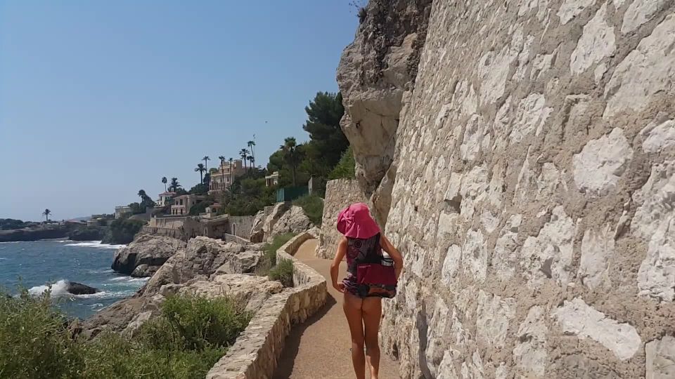[Amateur] NO PANTIES in PUBLIC on Turistic Trail