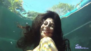 SexUnderwater e0429 Nikki Daniels Gropecam Blow Job (mp4)