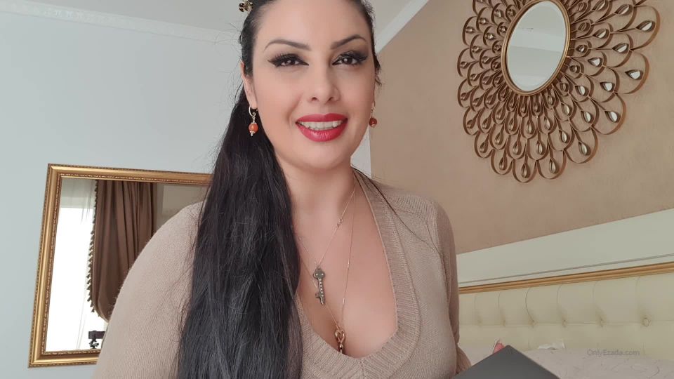 Onlyfans - Ezada Sinn - ezada - ezadaUnboxing My new penis pump male masturbator from paloqueth - 29-02-2020